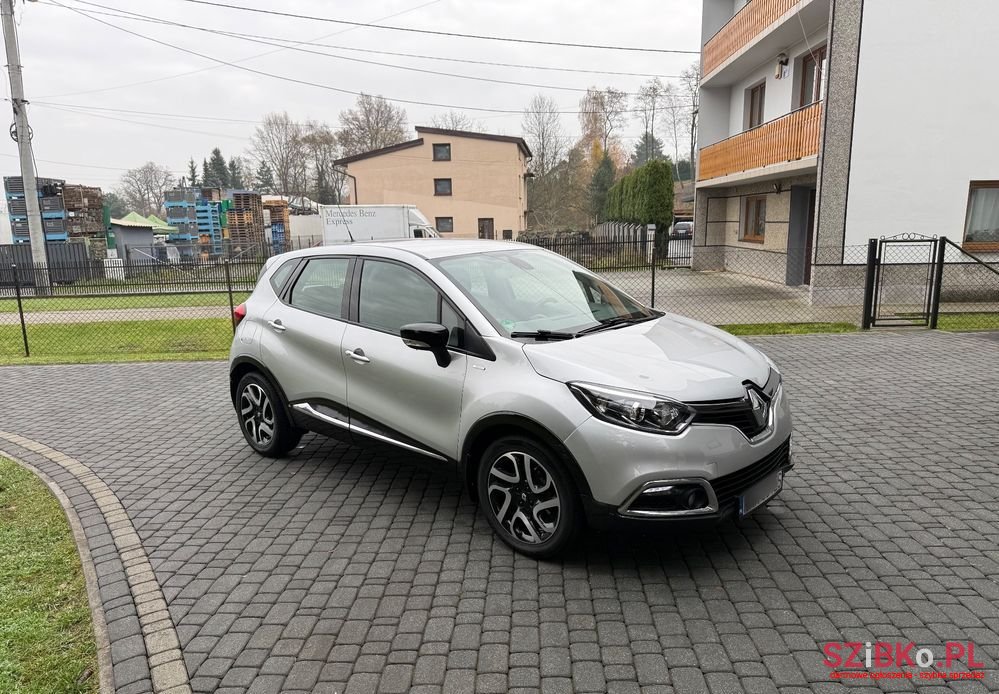2015' Renault Captur photo #2