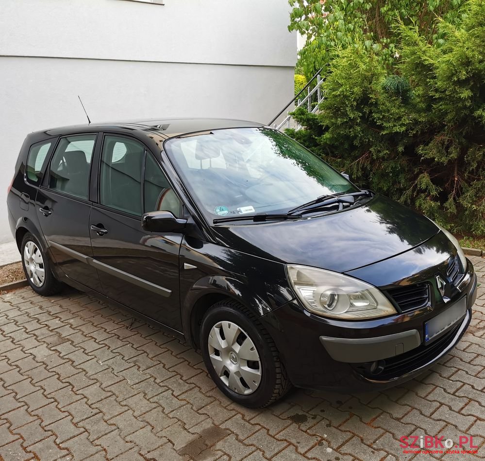 2006' Renault Scenic photo #2
