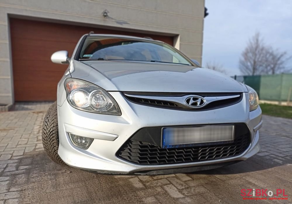 2010' Hyundai i30 photo #3