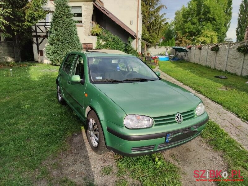 1998' Volkswagen Golf photo #1
