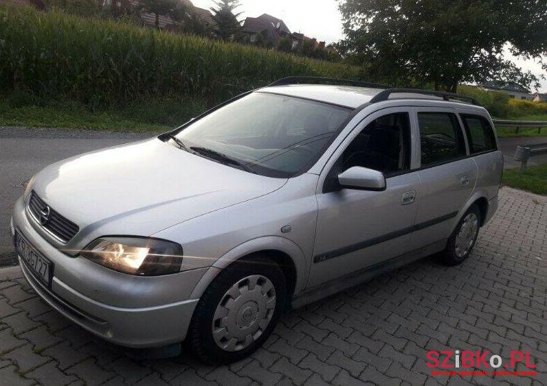 2004' Opel Astra photo #1