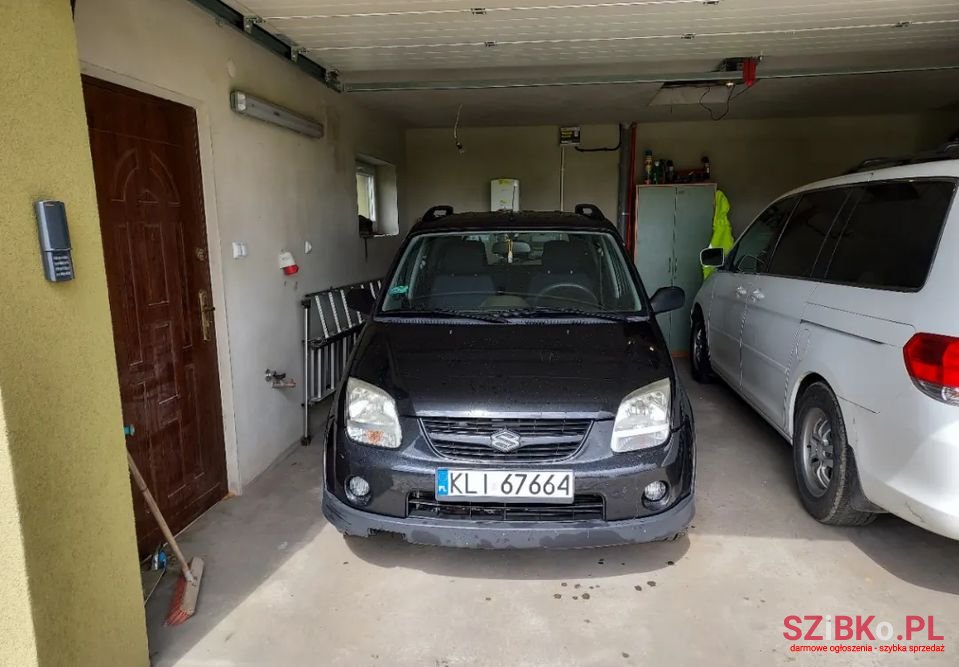 2006' Suzuki Ignis Comfort photo #1