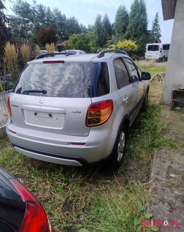 2008' Suzuki SX4 photo #3