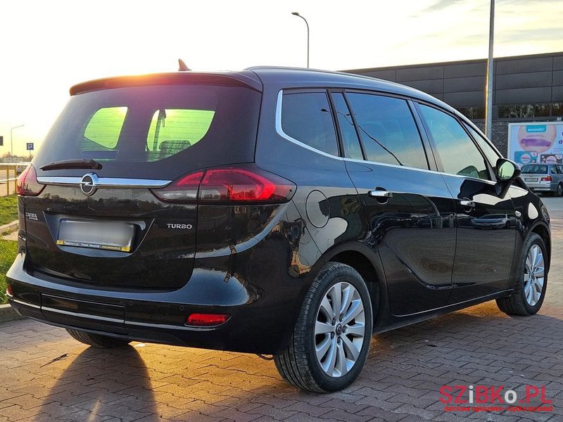 2012' Opel Zafira photo #5