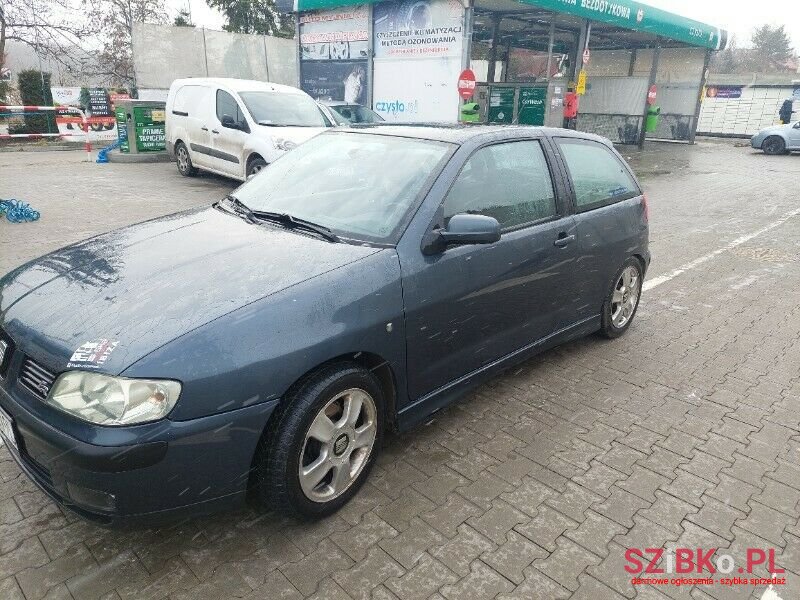 2001' SEAT Ibiza photo #6