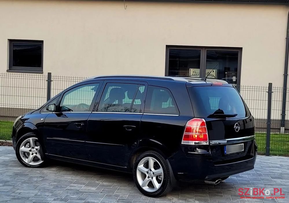 2006' Opel Zafira Sport photo #4