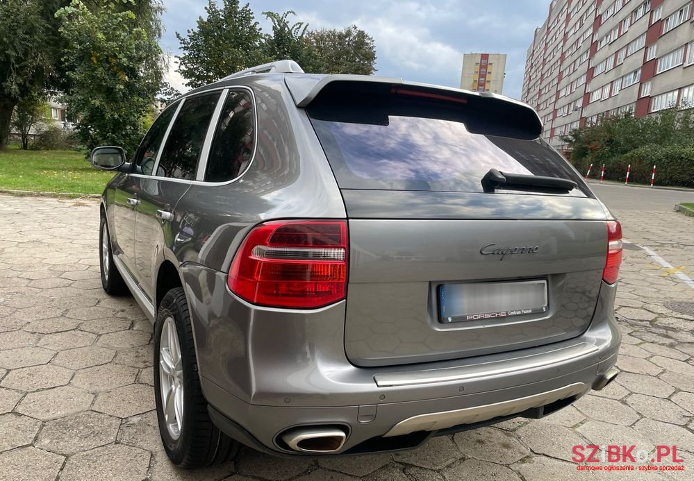 2007' Porsche Cayenne photo #3