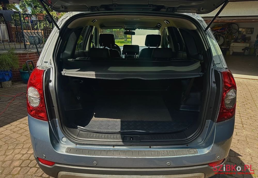 2011' Chevrolet Captiva 2.4 2Wd 7 Sitzer Ls photo #5