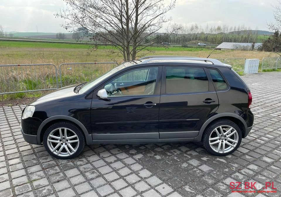 2007' Volkswagen Polo photo #2