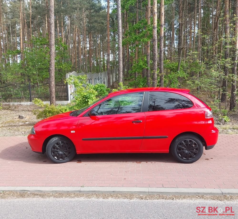 2003' SEAT Ibiza 1.2 12V Stella photo #3