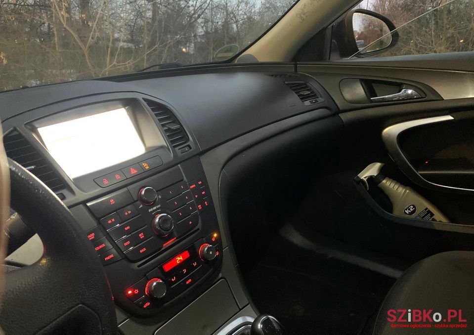 2011' Opel Insignia photo #3