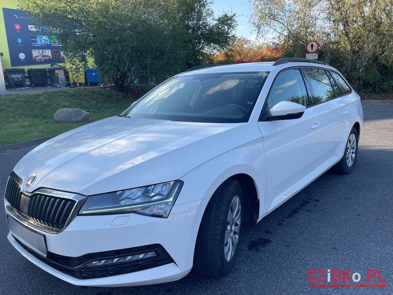 2020' Skoda Superb 1.5 Tsi Act Ambition photo #5