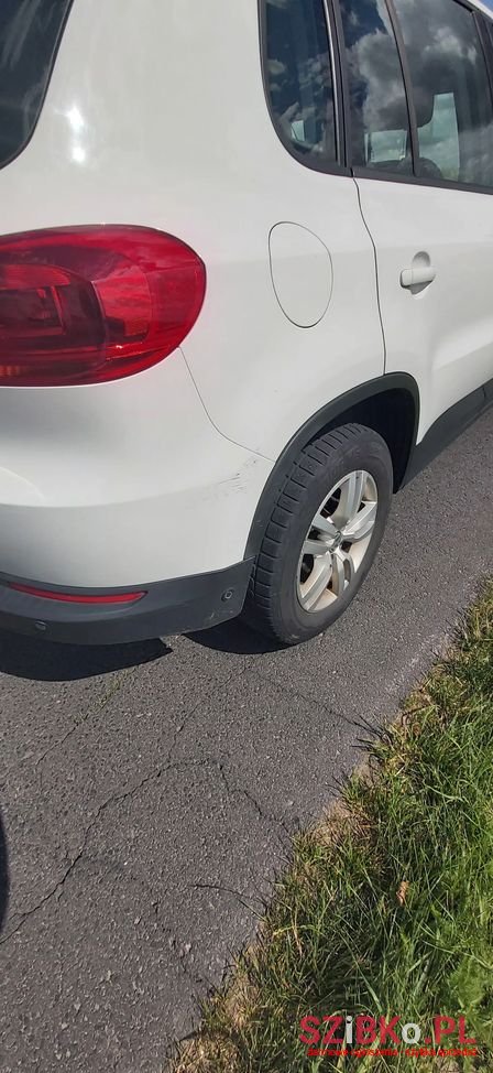 2012' Volkswagen Tiguan photo #4