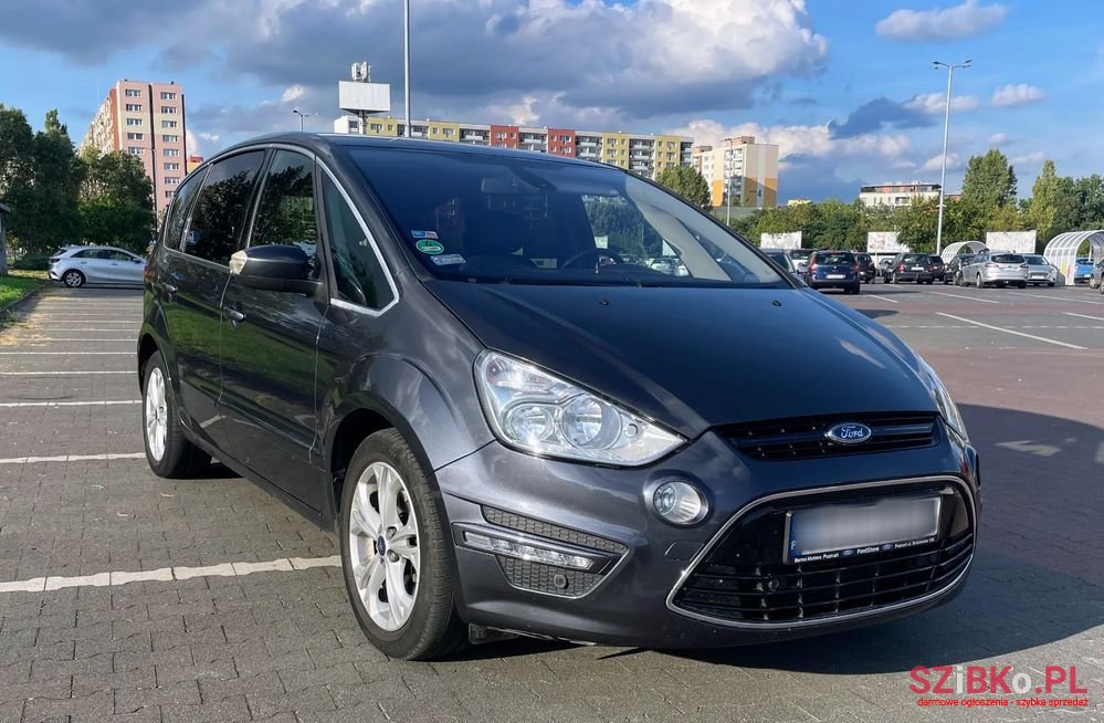 2010' Ford S-Max photo #1