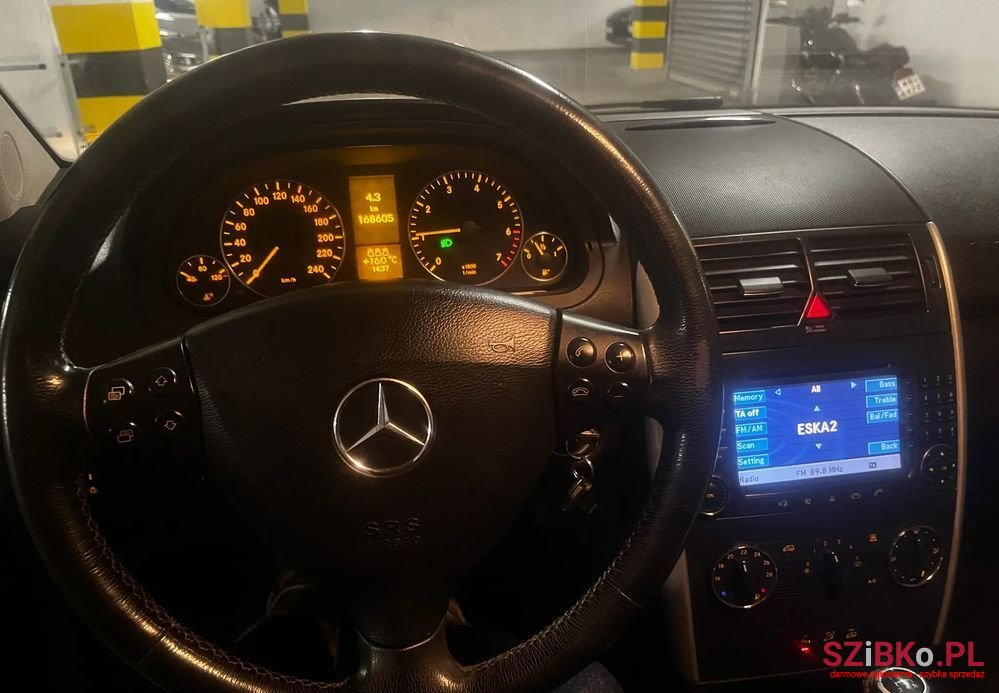 2008' Mercedes-Benz A-Class 170 Elegance photo #2