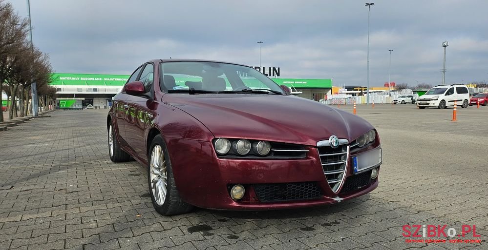 2009' Alfa Romeo 159 photo #3