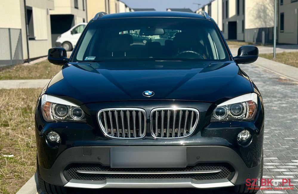 2010' BMW X1 Xdrive23D photo #2