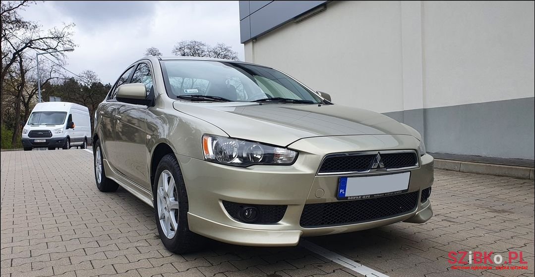 2008' Mitsubishi Lancer photo #2