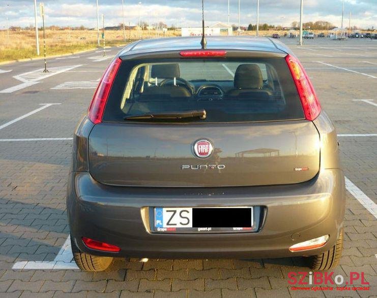 2016' Fiat Punto photo #1