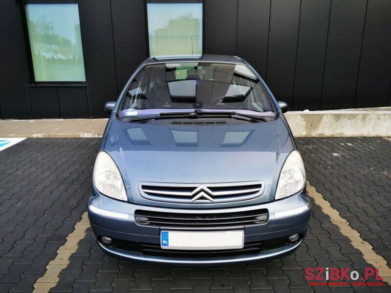 2008' Citroen Xsara Picasso photo #1