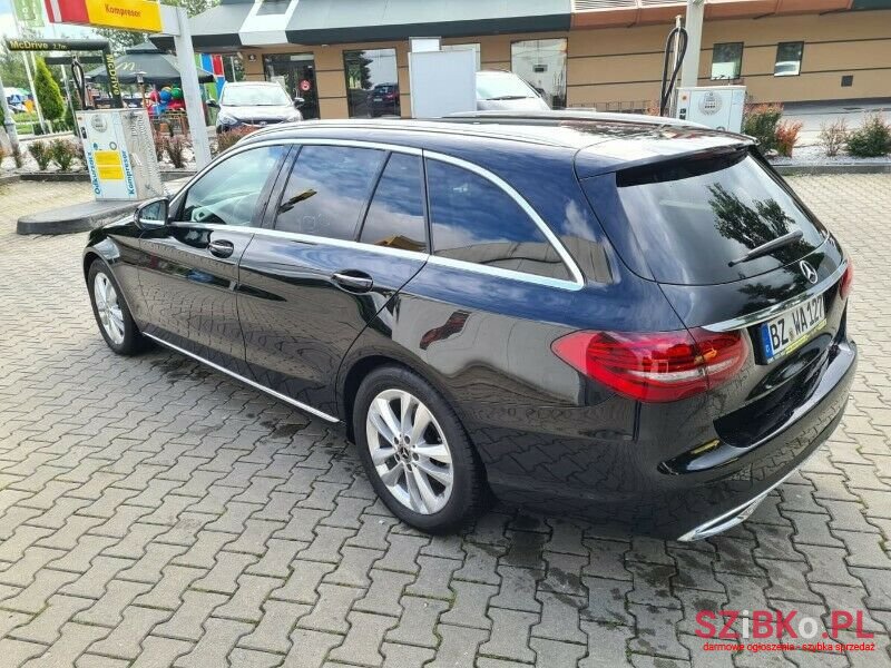 2019' Mercedes-Benz Klasa C photo #2