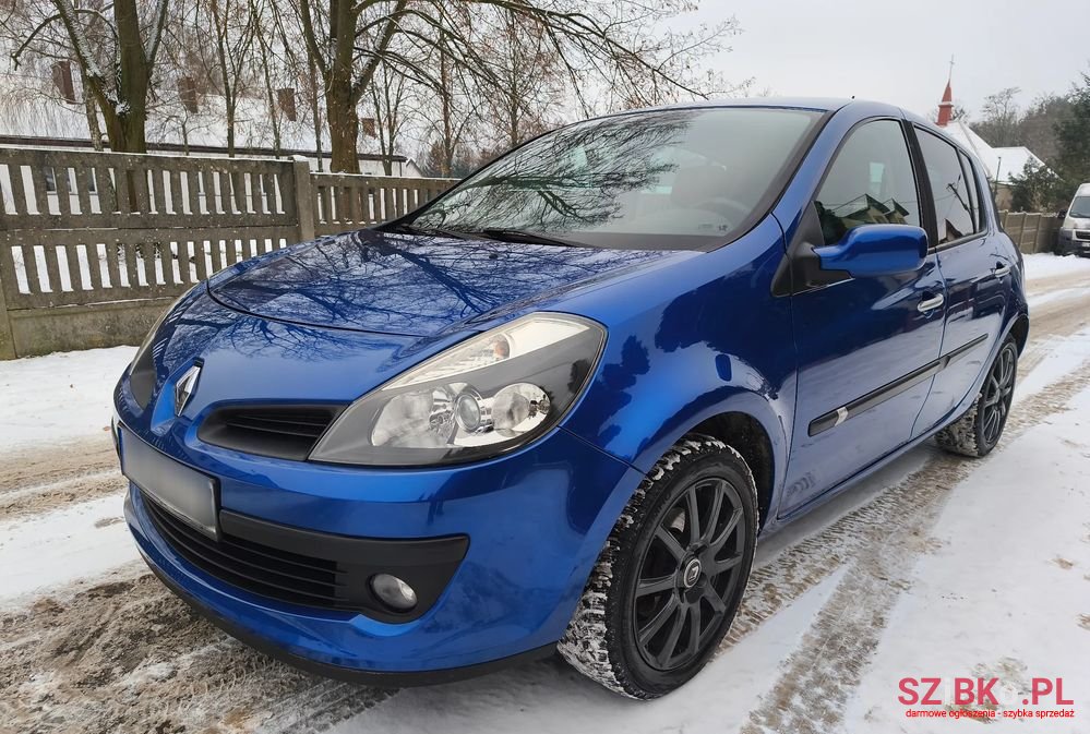 2007' Renault Clio photo #3