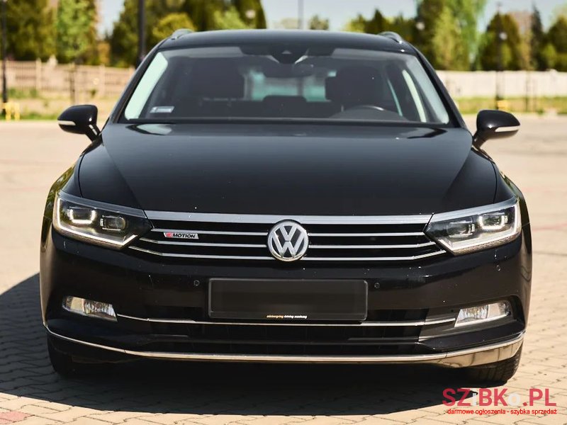 2018' Volkswagen Passat photo #5