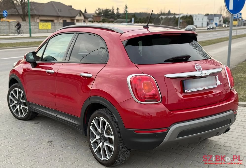2016' Fiat 500X photo #2