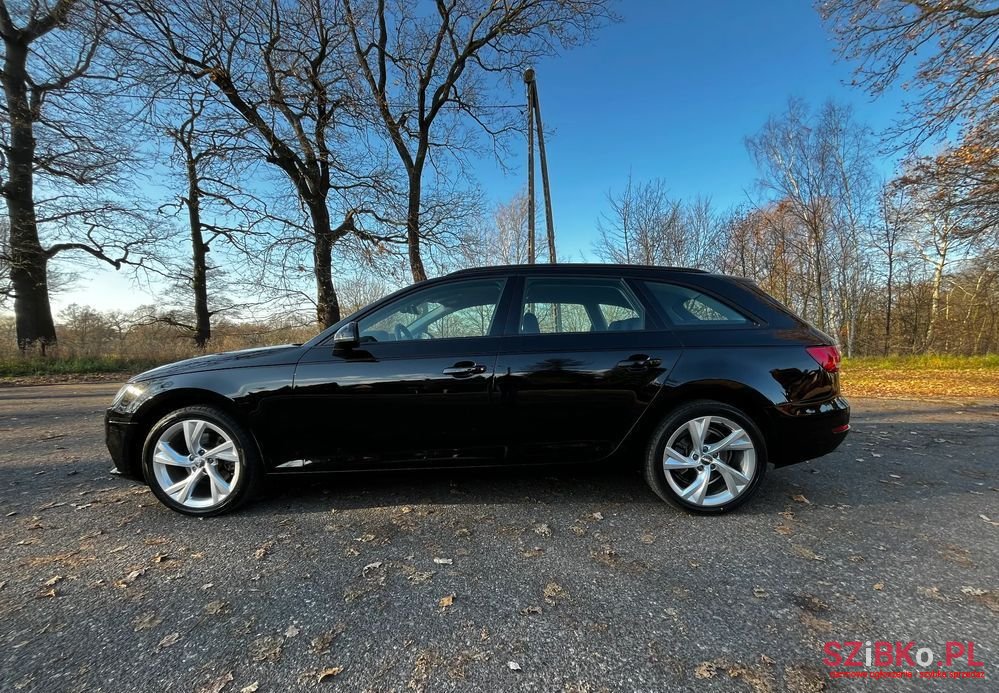 2016' Audi A4 S Tronic photo #4