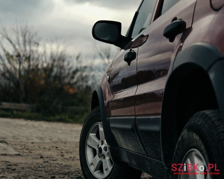 2004' Ford Maverick 3.0 V6 Limited photo #6