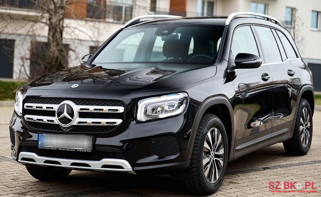 2022' Mercedes-Benz GLB photo #5