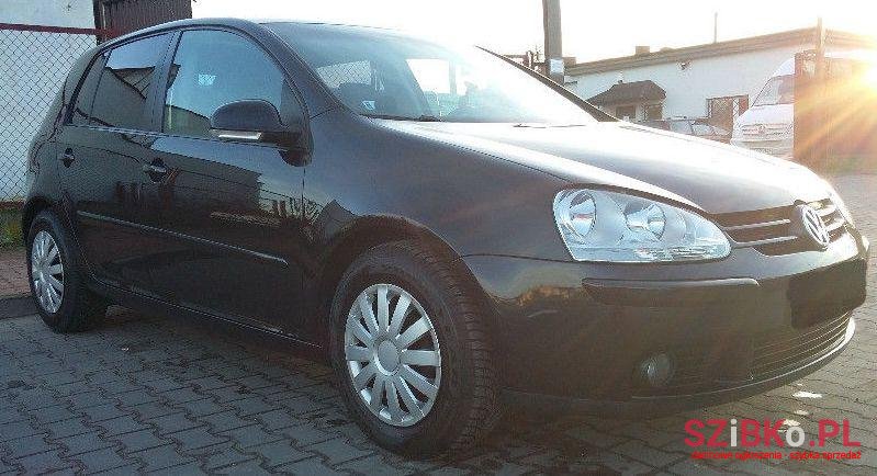 2007' Volkswagen Golf photo #1
