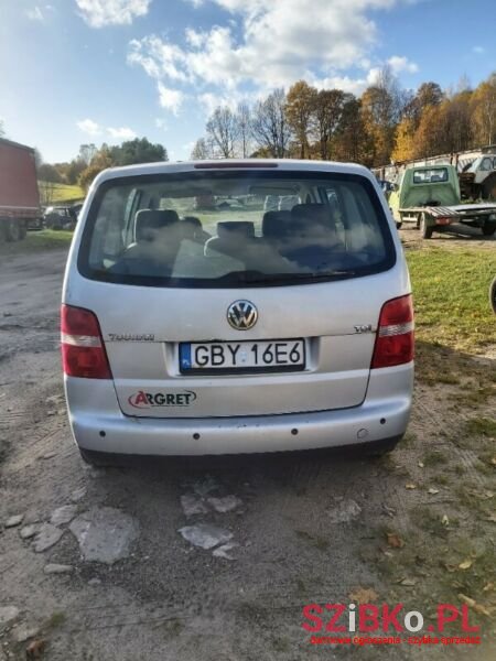 2003' Volkswagen Touran photo #3