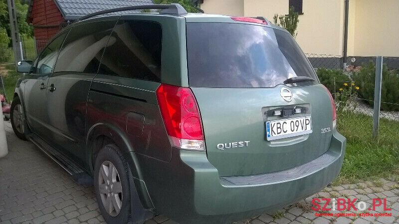 2004' Nissan Quest photo #2