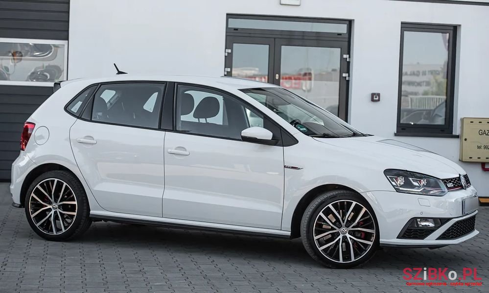 2015' Volkswagen Polo 1.8 Tsi Bmt Gti Dsg photo #3