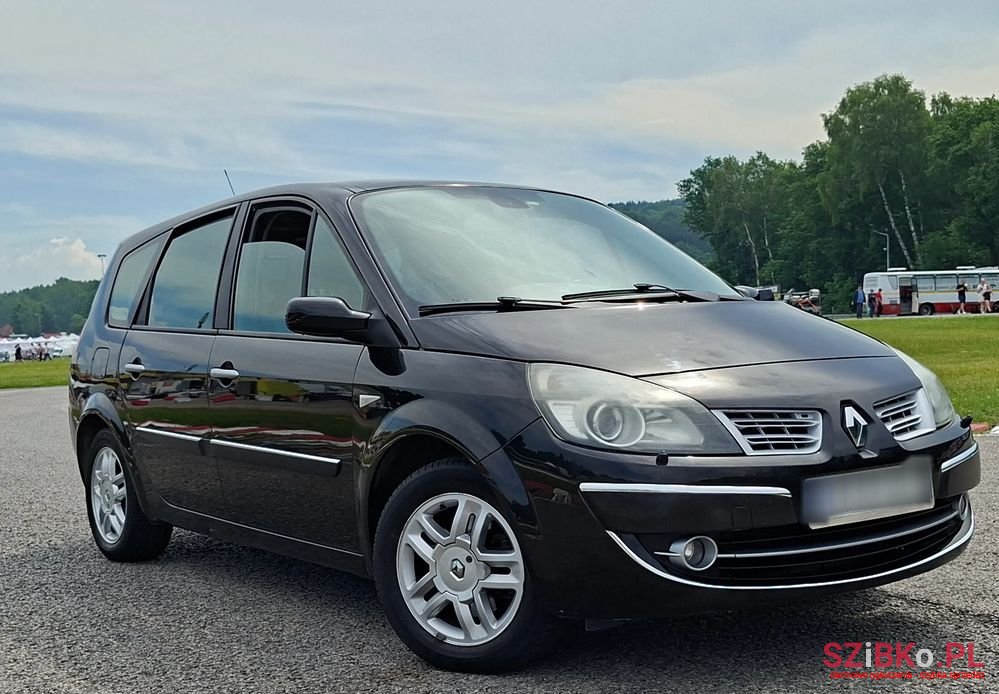 2008' Renault Scenic photo #1