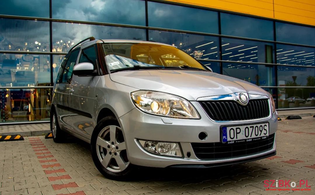 2010' Skoda Roomster photo #3