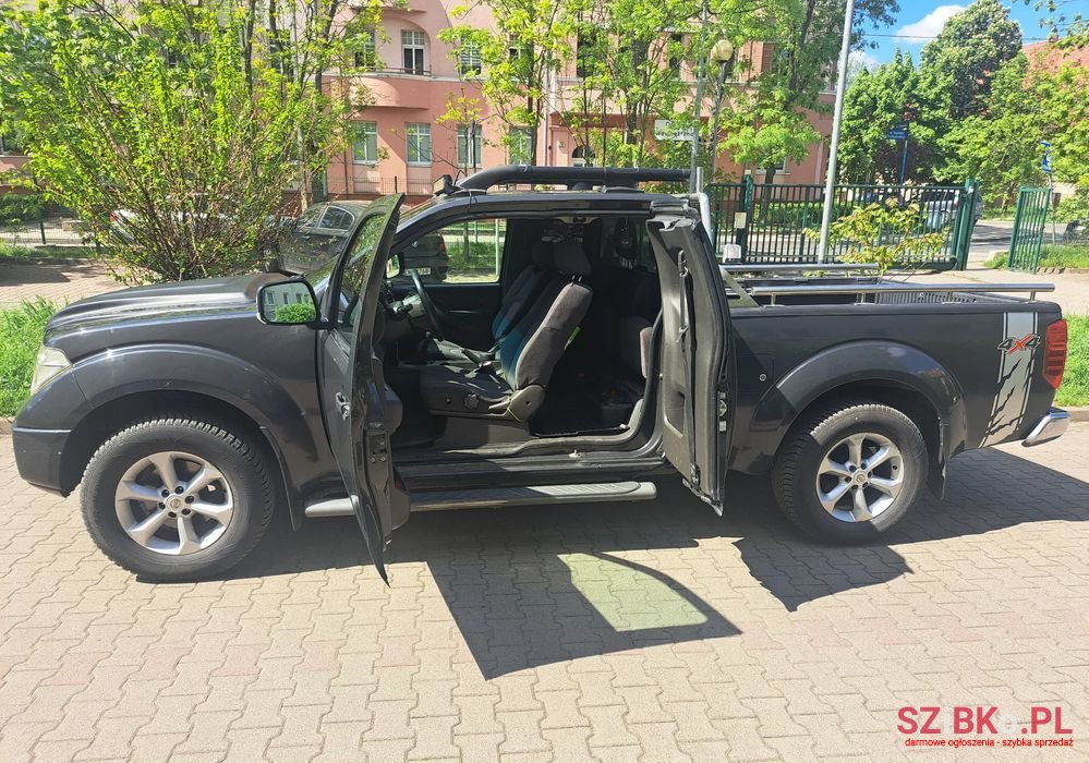 2009' Nissan Navara 2.5 D Fe photo #5