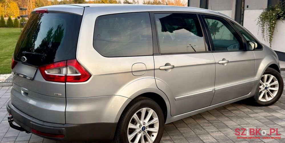 2008' Ford Galaxy 2.0 Tdci Gold X photo #2