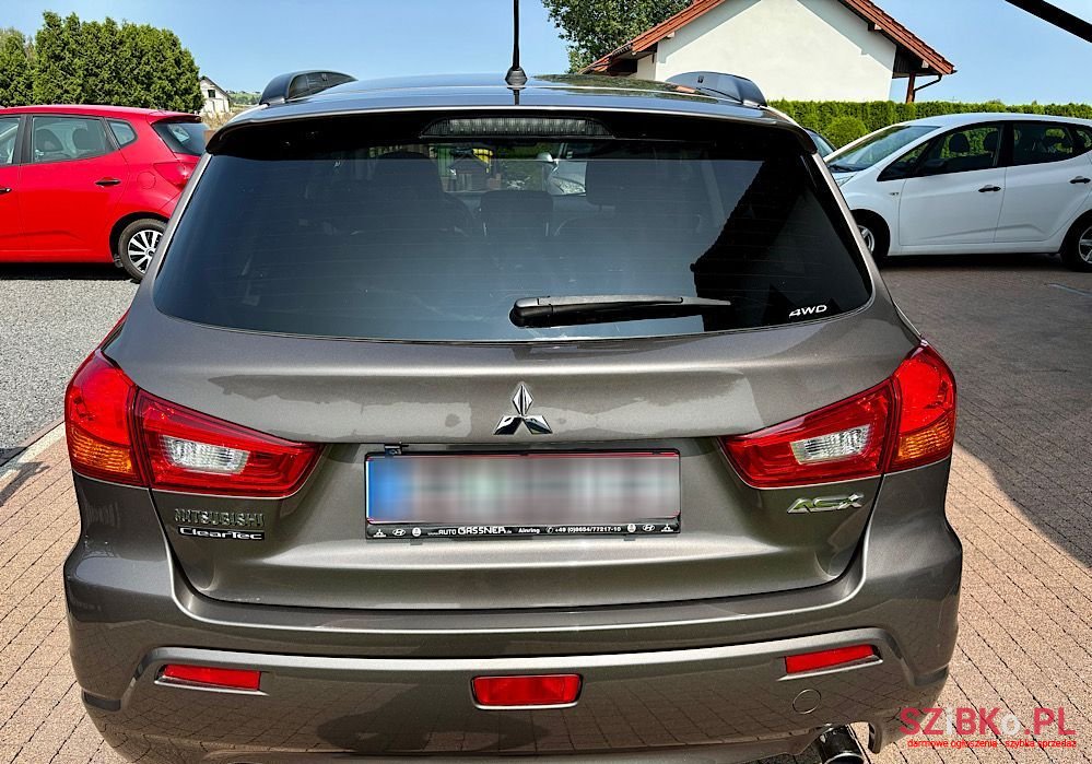 2010' Mitsubishi ASX photo #6