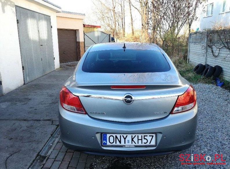 2011' Opel Insignia photo #1
