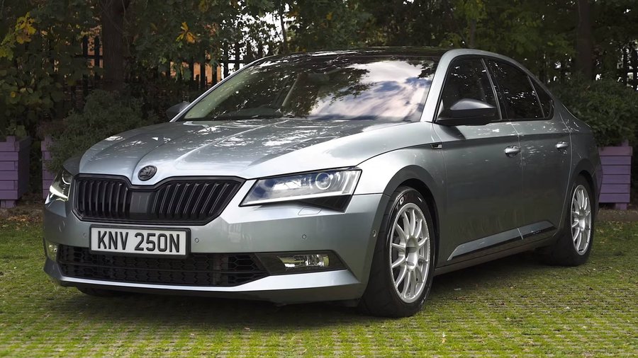 Czech This Out: Skoda Superb With 560 HP Has Double The Stock Power