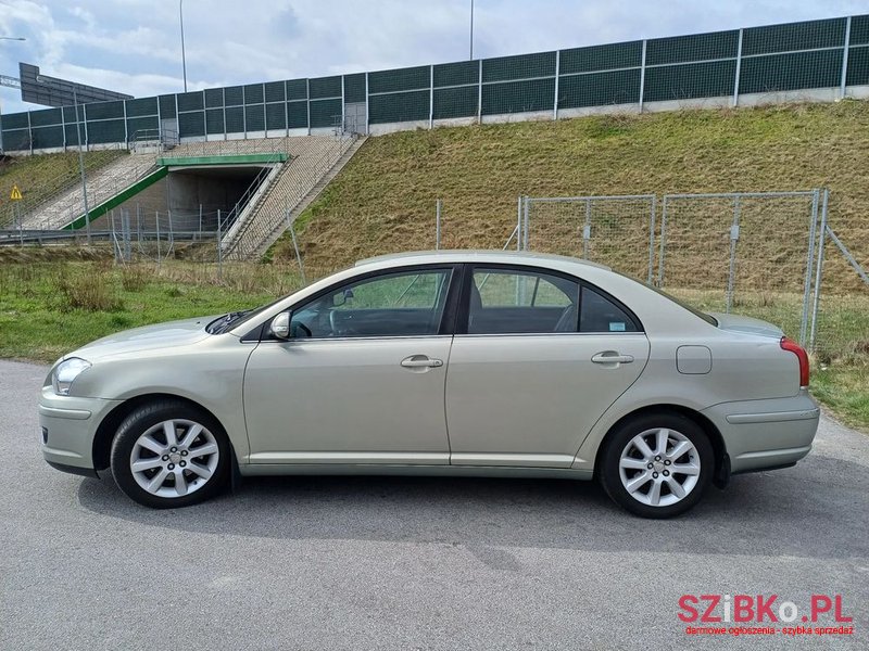 2007' Toyota Avensis photo #2