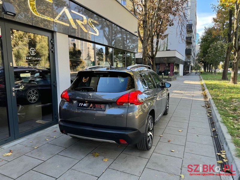 2015' Peugeot 2008 photo #5