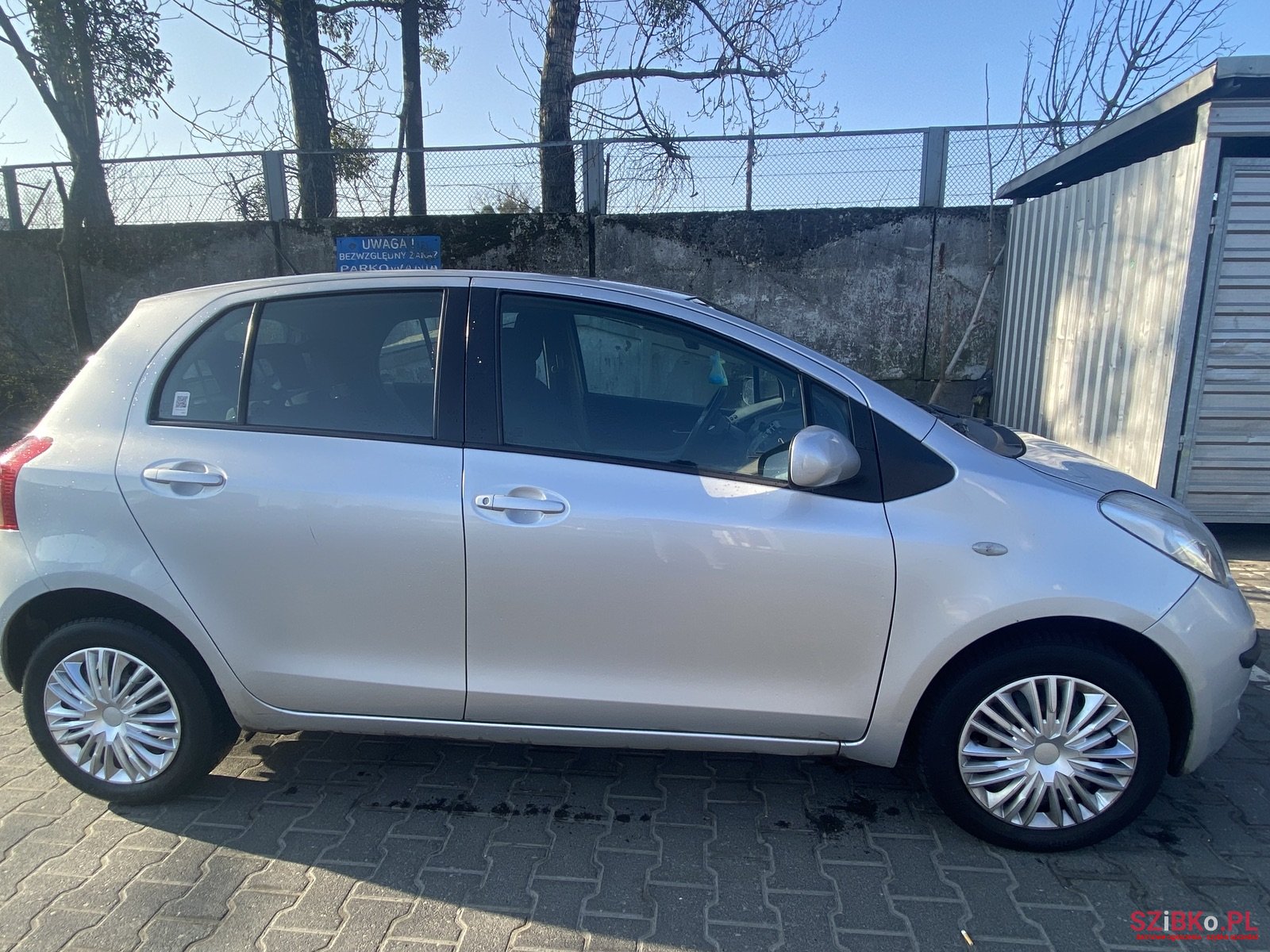 2008' Toyota Yaris photo #2