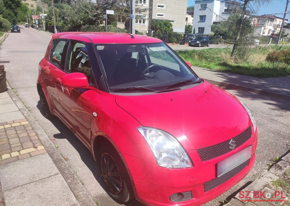 2006' Suzuki Swift Comfort photo #3