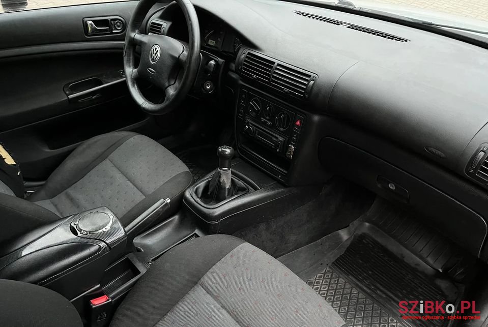 1997' Volkswagen Passat photo #3