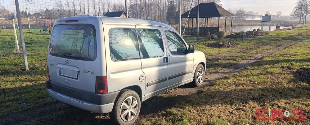 2004' Citroen Berlingo Ii 1.6I Prestige photo #3