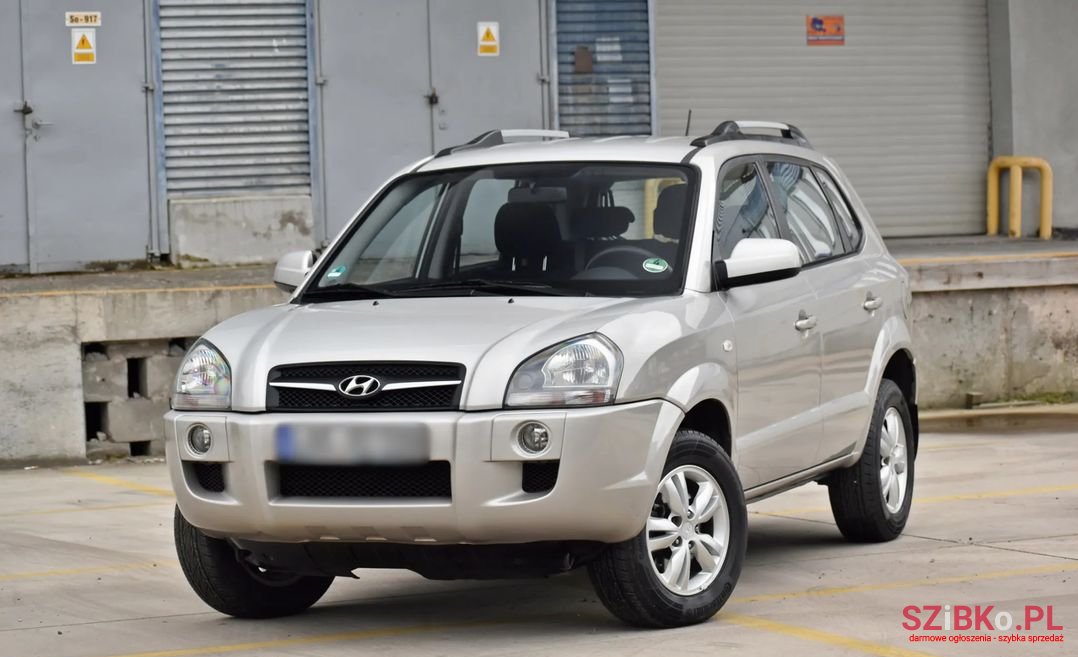 2009' Hyundai Tucson photo #1