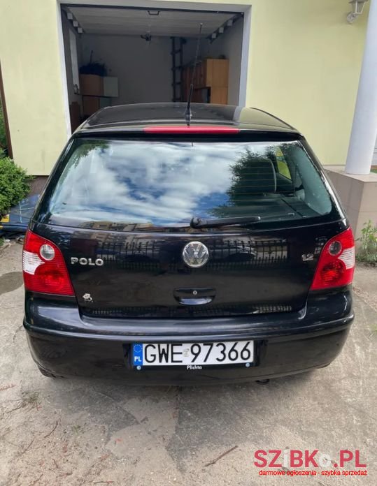 2005' Volkswagen Polo photo #5